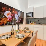 Perfekt Fuer Gruppen - Schlafzimmer Nahe Hbf - Nuju