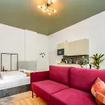 Perfekt für Gruppen - Schlafzimmer nahe Bielefeld Hbf - NUJU RENTALS BIELEFELD Apartamento *