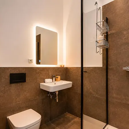 Nuju & Lofts Ideal Fuer Gruppen *