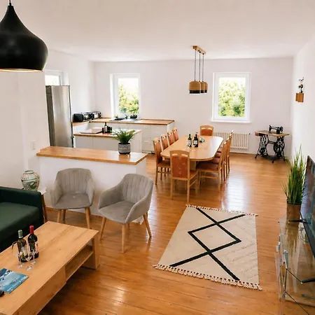 Nuju & Lofts Ideal Fuer Gruppen *