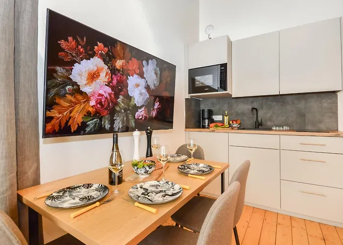 Perfekt Fuer Gruppen - Schlafzimmer Nahe Hbf